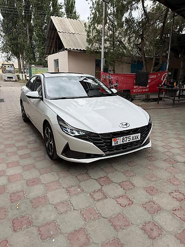 Hyundai Elantra: 2021 г., 1.5 л, Автомат, Бензин, Седан