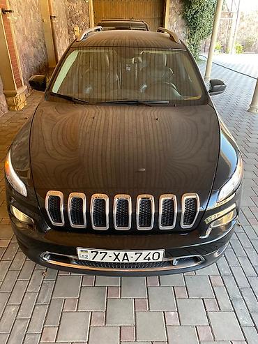 luaz satilir: Jeep Cherokee: 2.4 l | 2015 il 102000 km Ofrouder/SUV — 2