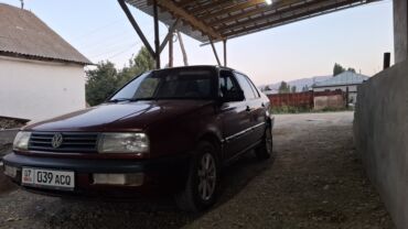 б у набор ключей: Volkswagen Vento: 1992 г., 1.8 л, Механика, Бензин, Седан