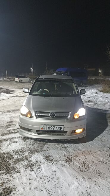 тойота бв: Toyota Ipsum: 2002 г., 2.4 л, Автомат, Газ, Минивэн