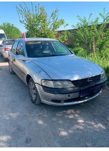 Opel: Opel Vectra: 1996 г., 1.8 л, Автомат, Бензин, Седан