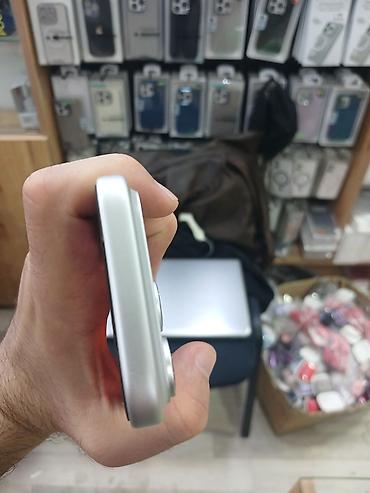 iphone 15 plus: IPhone 17 Pro, Ağ — 4