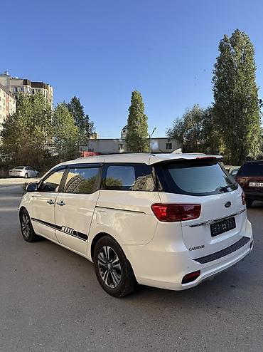 заводском: Kia Carnival: 2020 г., 2.2 л, Автомат, Дизель, Минивэн — 4