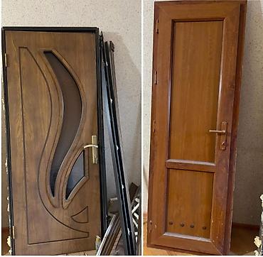 ev giriş qapıları: TQapı hərəsindən 1 ededdi Qiymət. Plastik 100 azn taxta qalı 40 — 1