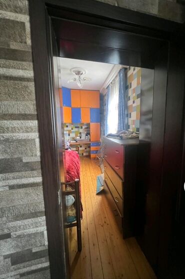 Həyət evləri və villaların satışı: 6 otaqlı, 180 kv. m, Orta təmir — 13