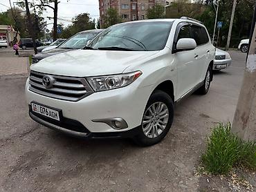 Toyota: Toyota Highlander: 2013 г., 3.5 л, Автомат, Бензин, Кроссовер — 2
