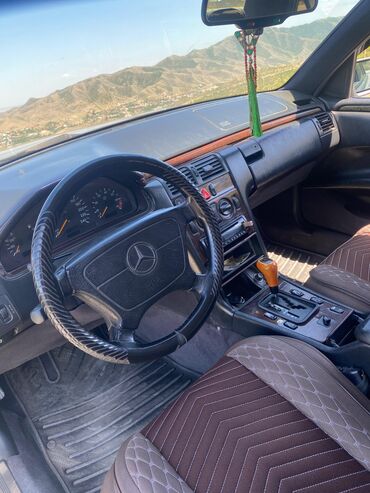 Mercedes-Benz: Mercedes-Benz E-Class: 2 l | 1996 il Sedan -da lalafo.az — 7 Mercedes-Benz: Mercedes-Benz E-Class: 2 l | 1996 il Sedan — 7