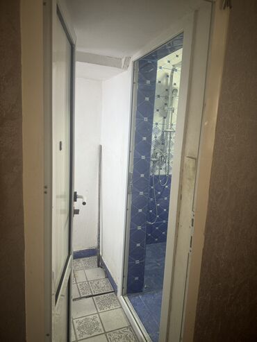 Həyət evləri və villaların satışı: Ev Binəqədi tam mərkəzdə avtobus yolunan 20 metr mesafede — 9