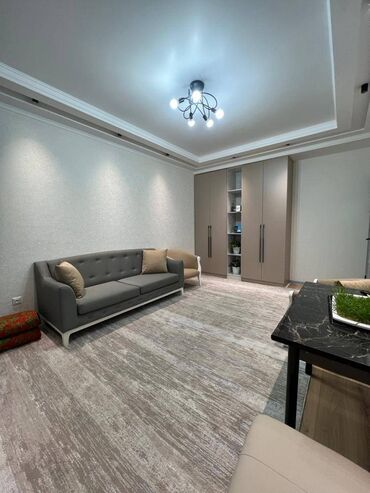 Продажа квартир: 1 комната, 42 м², 106 серия, 4 этаж, Евроремонт