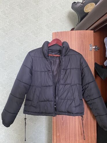 женские маленькие рюкзаки: Qadınlar üçün qara qısa kurtka Calliope Baha alinib,chox keyfiyetlidi at lalafo.az женские маленькие рюкзаки: Qadınlar üçün qara qısa kurtka Calliope Baha alinib,chox keyfiyetlidi