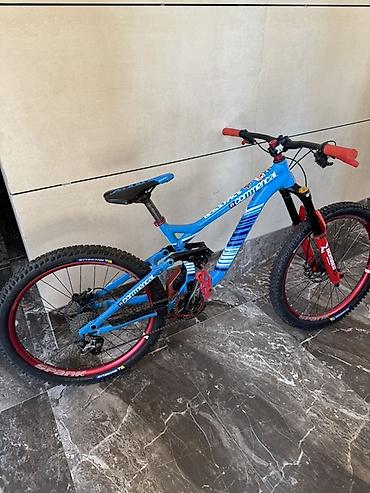 İdman velosipedləri: 🥲Axrinci sekil avropadan gellen moment Commencal v3 beli bunu satmaga — 4
