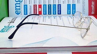 Naočare: Klasičan dioptrijski ram za naočare. Kao nov, kao da nikada nije ni — 5