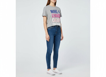 levis t shirty basic: Esmara, Women`s T-shirt, size M at lalafo.pl levis t shirty basic: Esmara, Women`s T-shirt, size M