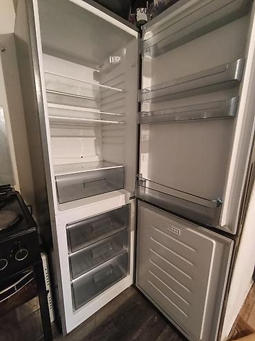 Другая бытовая техника: Холодильник двухкамерный KEG (серебристый, нижняя морозильная камера) — 10