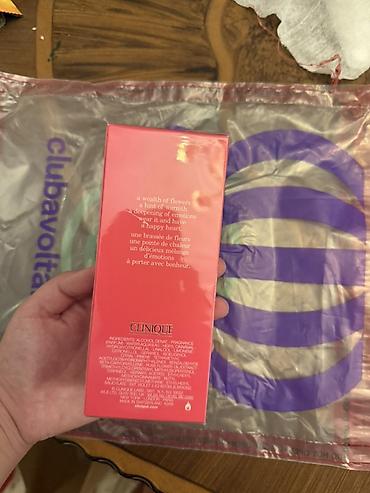 krick perfume: Clinique Happy Heart – qadın parfümü, Perfume Spray Həcm: 100 ml (3.4 — 2