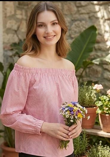Ženska bluza na ramena (off-shoulder) – prugasti dezen - Kroj na lalafo.rs Ženska bluza na ramena (off-shoulder) – prugasti dezen - Kroj