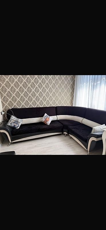 Divanlar: Künc divan – L şəklində, iki hissəli modul konstruksiya. - Rəng: tünd — 1