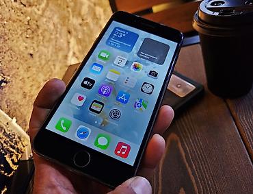 Apple iPhone: IPhone 7 Plus, Б/у, 32 ГБ, Черный, Чехол, Защитное стекло, 100 % — 11