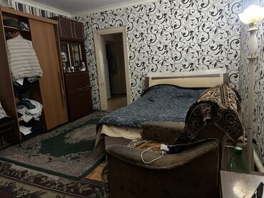 квартира рабочи гарадок: 2 комнаты, 80 м², 1 этаж, Старый ремонт