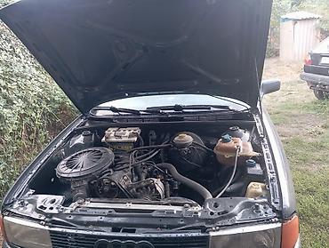Audi: Audi 80: 1989 г., 1.8 л, Механика, Бензин, Хэтчбэк — 7