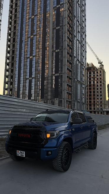 skyline r32: Toyota Тундра: 2017 г., 5.7 л, Автомат, Бензин, Пикап — 1