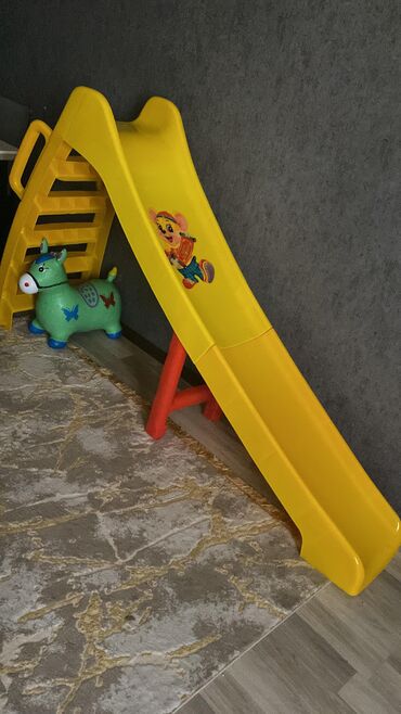 usaq eynekleri: Teze işlenmeyib tecili satılır endirim olacağ 130m ünvan maştağa