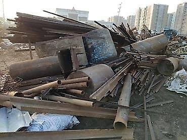 dəmir qapılar: Xidmət: Metal qəbulu və utilizasiyası Təsvir: - Bütün növ metalların — 4