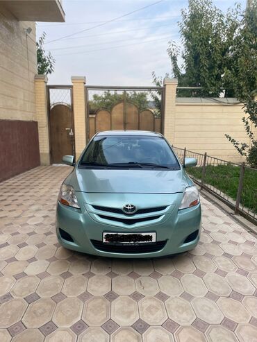 мотор кронос: Toyota Yaris: 2007 г., 1.5 л, Автомат, Бензин, Седан