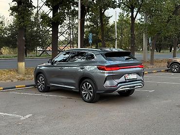 byd hybrid: BYD Song Plus: 2023 г., Вариатор, Электромобиль, Кроссовер — 1