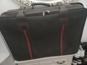 dubina cm: Kofer tamno sivi veliki 70 cm × 50cm 
 sa malim oštećenjem