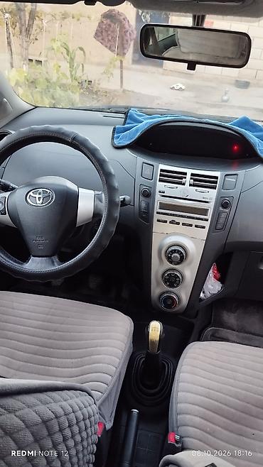 ауди с4 2: Toyota Yaris: 2008 г., 1.4 л, Кол менен иштөөчү, Дизель, Хетчбек — 1