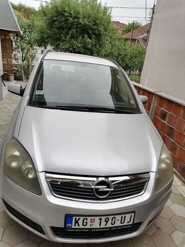 Prodaja automobila: Opel Zafira: 1.6 l | 2006 г. | 235000 km. MPV Body Type