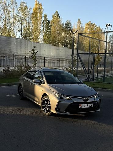 byd e9 1: Toyota Corolla: 2019 г., 1.8 л, Вариатор, Гибрид, Седан — 3