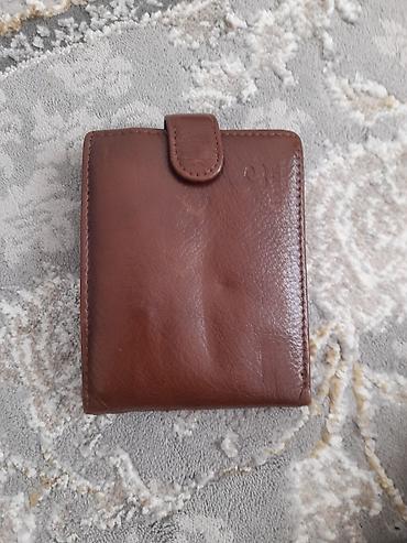 longchamp сумка: Кожаный мужской кошелёк, коричневый, складной на кнопке. - Материал — 1