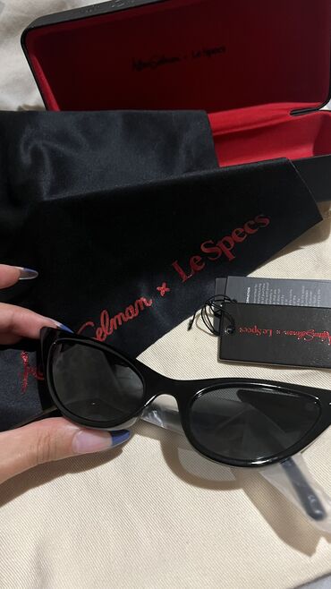 Eynəklər: Солнцезащитные очки «Adam Selman & Le Specs» новые, покупали в