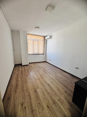 толстого: Аренда офисов, 71 м², С оборудованием, С отдельным входом, С отдельным сан узлом — 2