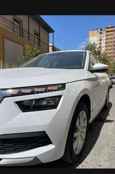 şellak modelleri 2022: Skoda : 1.8 l. | 2022 il | 4000 km. Van/Minivan