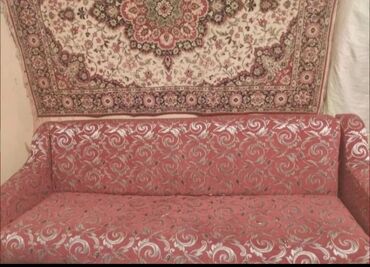 Yemək masaları, oturacaqları: Kocle bagli satilir ucuz giymet Divan iki kresli 90 manatLampalar — 5