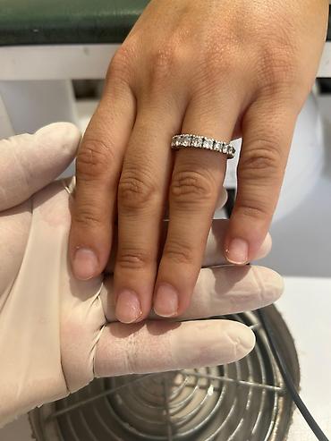 ev dizayni: Naida Nails – “Gözəllik əllərinizdə” Xidmətlər: - Klassik və aparat — 2