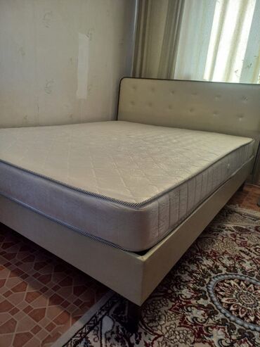 Б/у, Двуспальная кровать, С матрасом, Без выдвижных ящиков, Азербайджан