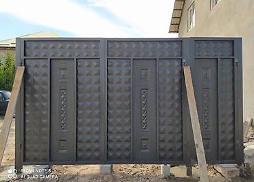 Распашные ворота: Металлические уличные ворота современного дизайна - Материал — 23