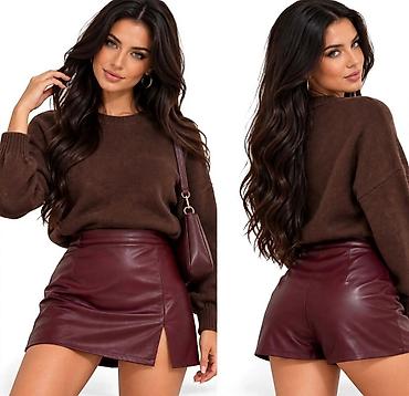 latex pantalone: Ženske šorts-suknje od eko kože - Kroj: mini šorts-suknja (prednji — 2
