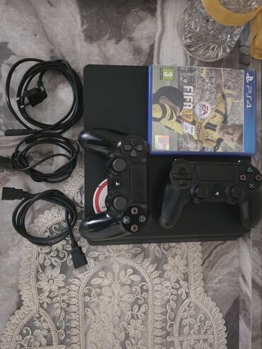 плейстейшен 4 сколько стоит: Ps4 slim 2ay istifade olunub ideal veziyettedir 1tb yaddaş 11.50versia