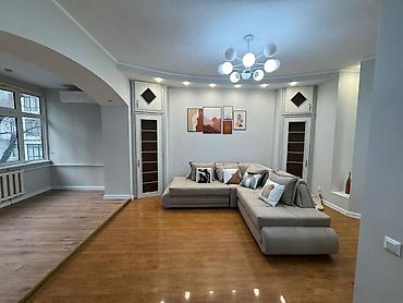 Продажа квартир: 3 комнаты, 120 м², Сталинка, 3 этаж, Евроремонт — 1