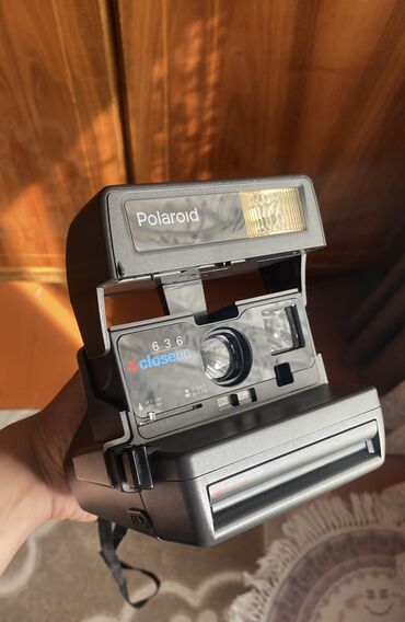 фотоаппарат polaroid 636: POLAROID camera-teze ideal vezyetdedir noqte cizigi falan
