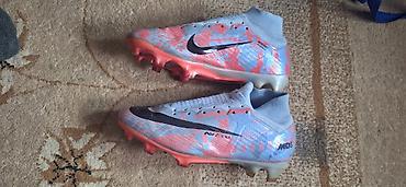 Бутсы: Набор футбольной обуви (разные модели и расцветки) В комплекте — 13