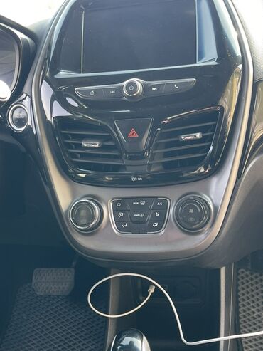 Chevrolet: Chevrolet Spark: 2020 г., 1 л, Вариатор, Бензин, Хэтчбэк — 10