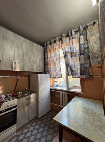 продам квартиру ош: 1 комната, 27 м², Хрущевка, 3 этаж, Косметический ремонт