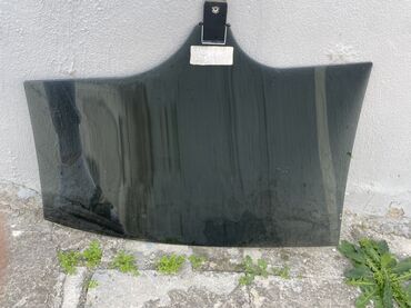 Avtomobil şüşələri: Arxa, Mercedes-Benz MPV/SUV/miniven tipli avtomobillərin arxa yan pəncərələri üçün ölçü və forma baxımından uyğun modellərlə işlənə bilər., 2014 il, Almaniya, Ünvandan götürmə — 3