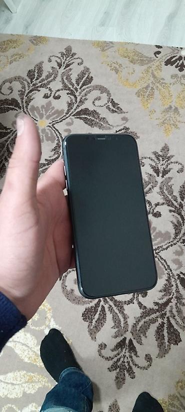 Apple iPhone: IPhone 11, Qara, Face ID — 3